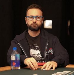 Daniel Negreanu image