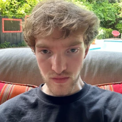 LukeTheDegen image
